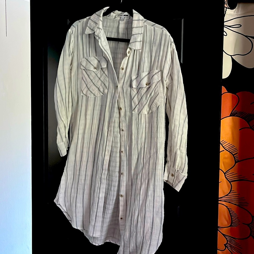 FASHION NOVA BUTTON UP